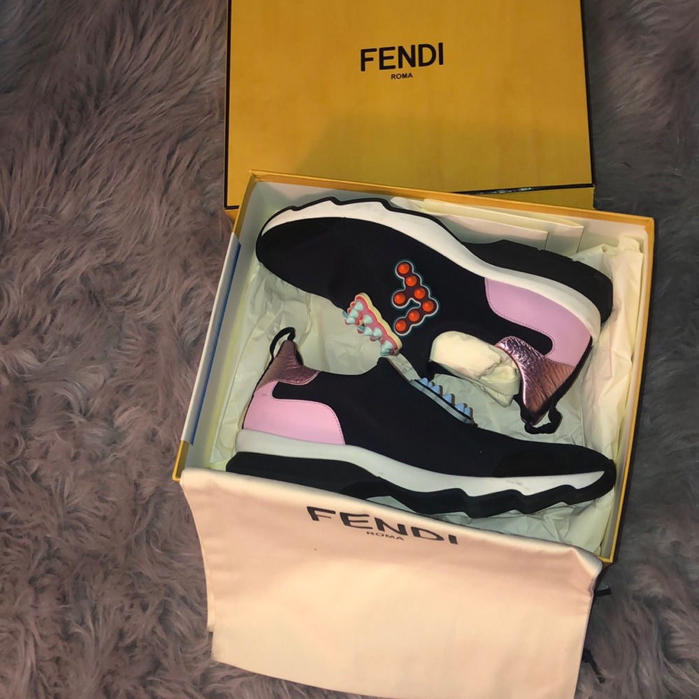 Used Authentic Fendi women’s Sneakers